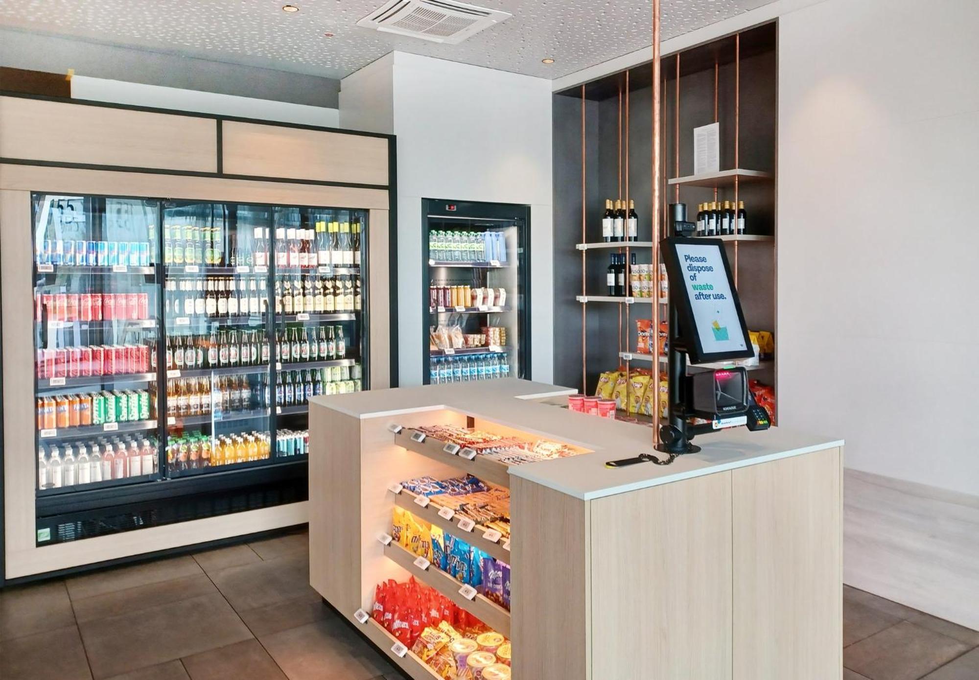 Holiday Inn - The Niu, Hub Dusseldorf Messe By Ihg — Photos 1